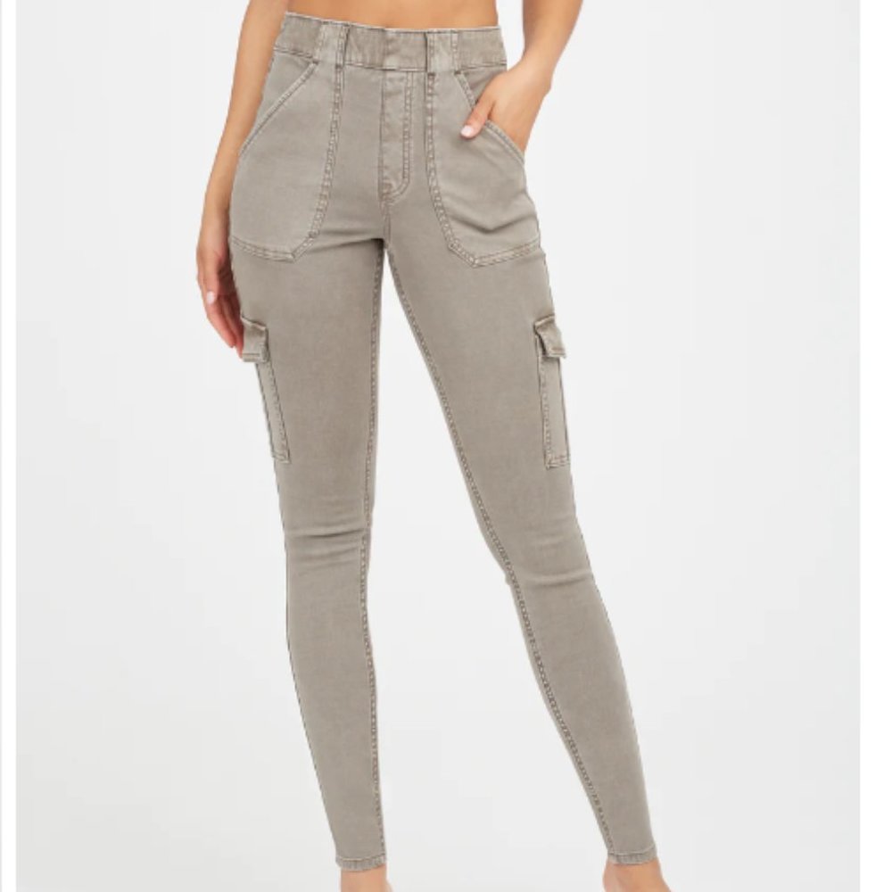 Spanx Stretch Twill Ankle Cargo Pant | Size S